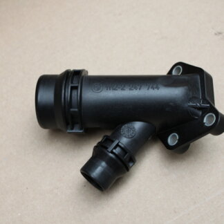 Aansluitstuk koelsysteem op motorblok